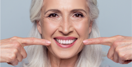 IMPLANTE DENTAL: SOLUÇÃO ESTÉTICA E QUALIDADE DE VIDA 